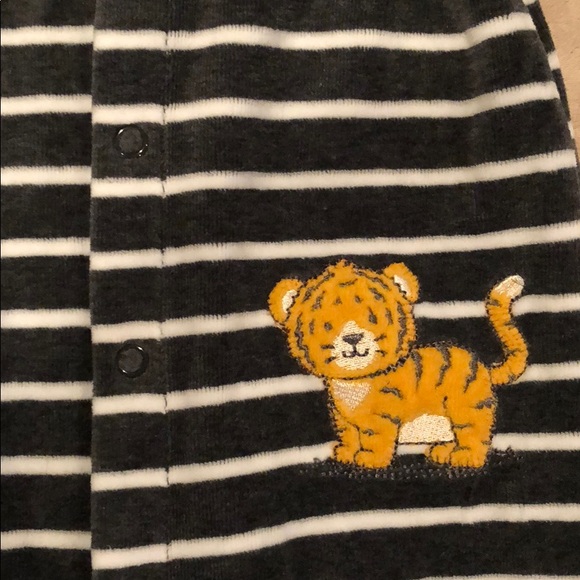 Darling Little Me Outfit - Picture 2 of 4